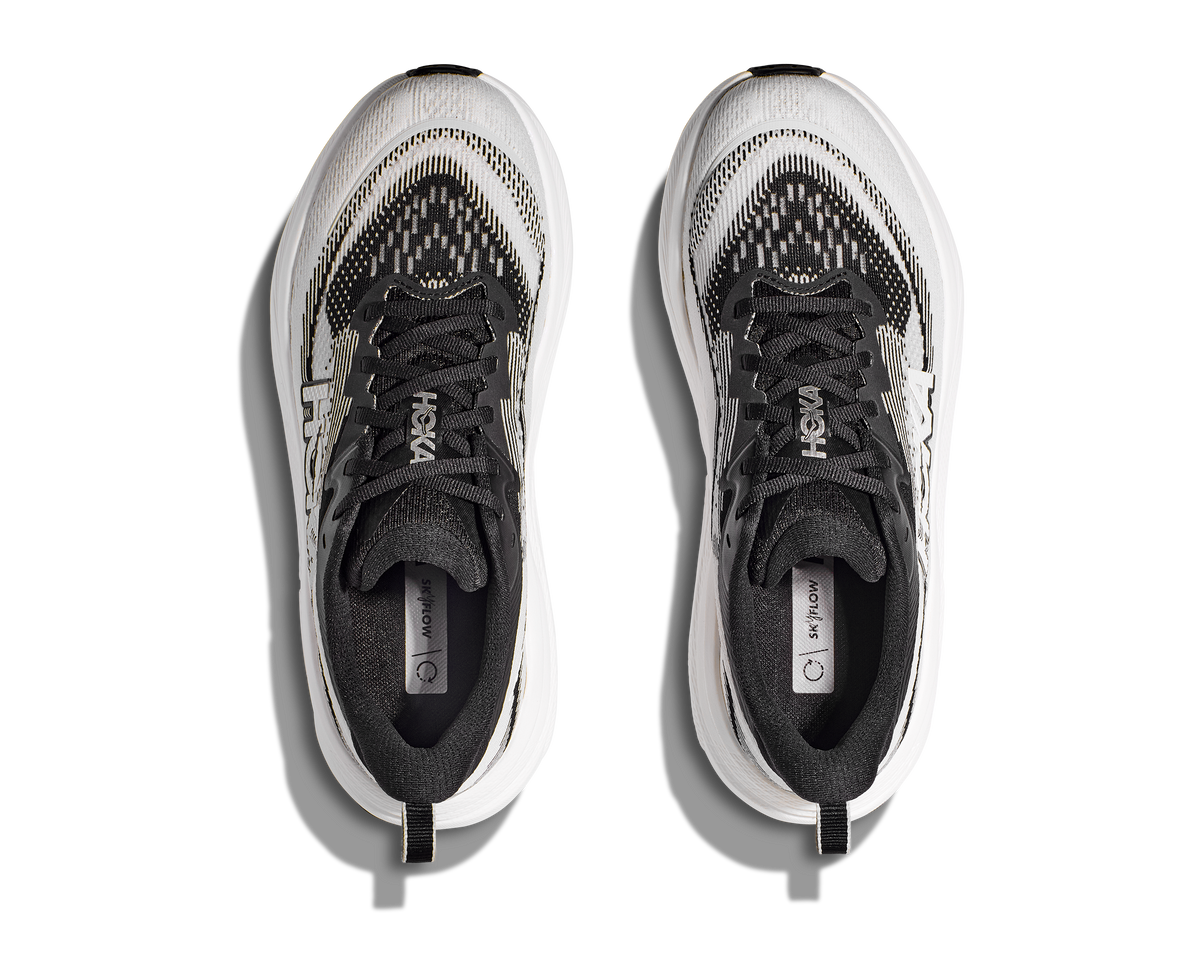 HOKA Women's Skyflow - BLACK / WHITE