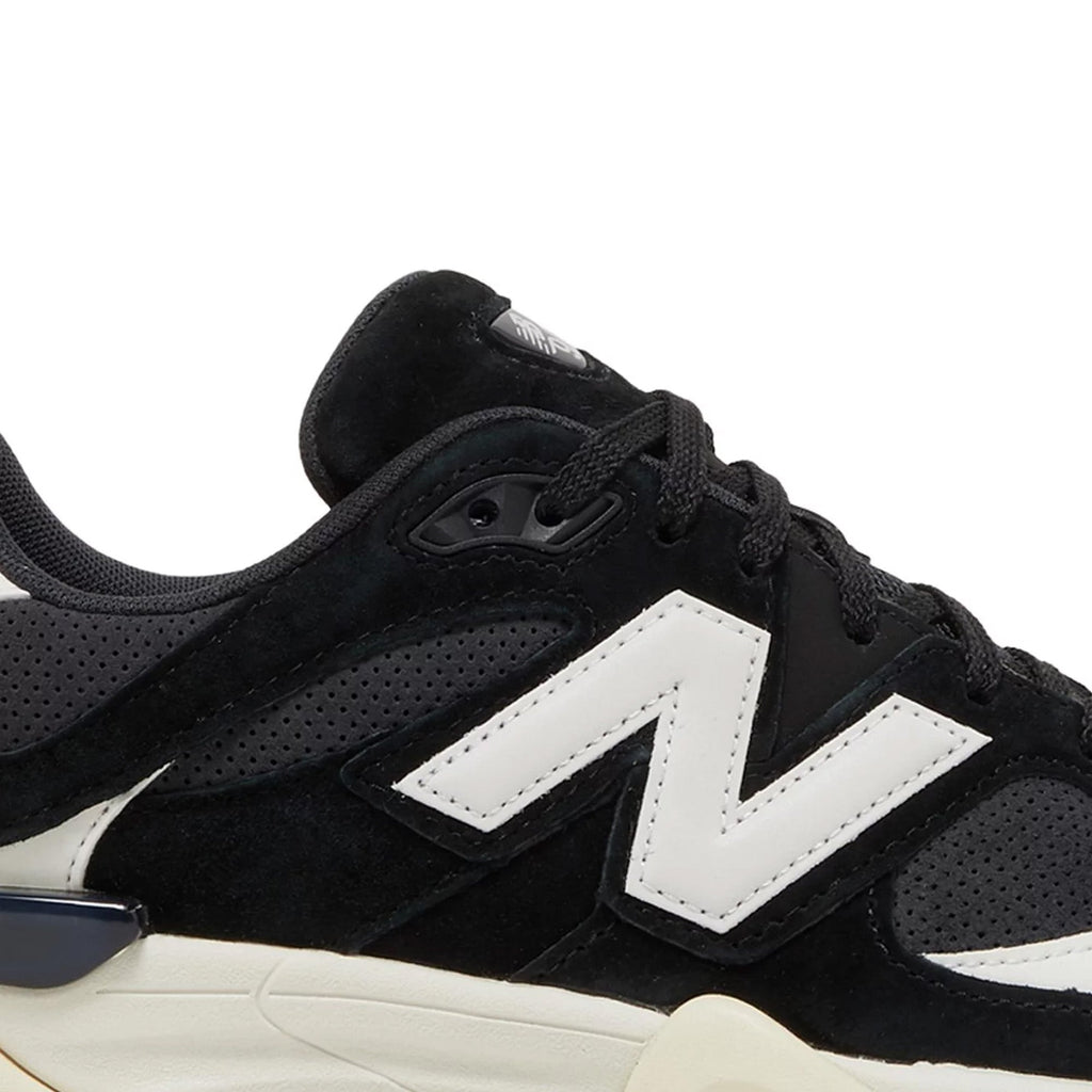 New Balance 9060 'Black and White' (2023)