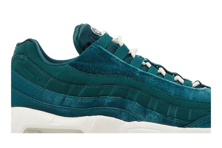 Nike Air Max 95 Green Velvet (Women's)