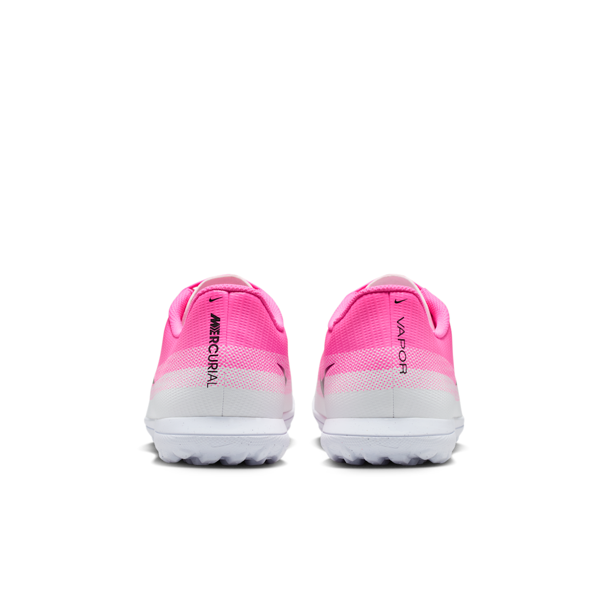 Men's Mercurial Vapor 17 Club Turf Low-Top Soccer Shoes