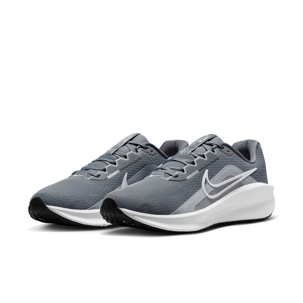 Men's Downshifter 13 Road Running Shoes