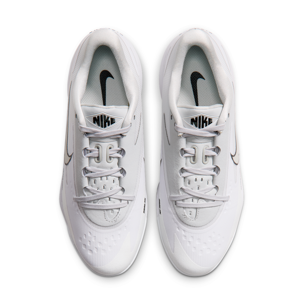 Women's Diamond Standout Softball Cleats
