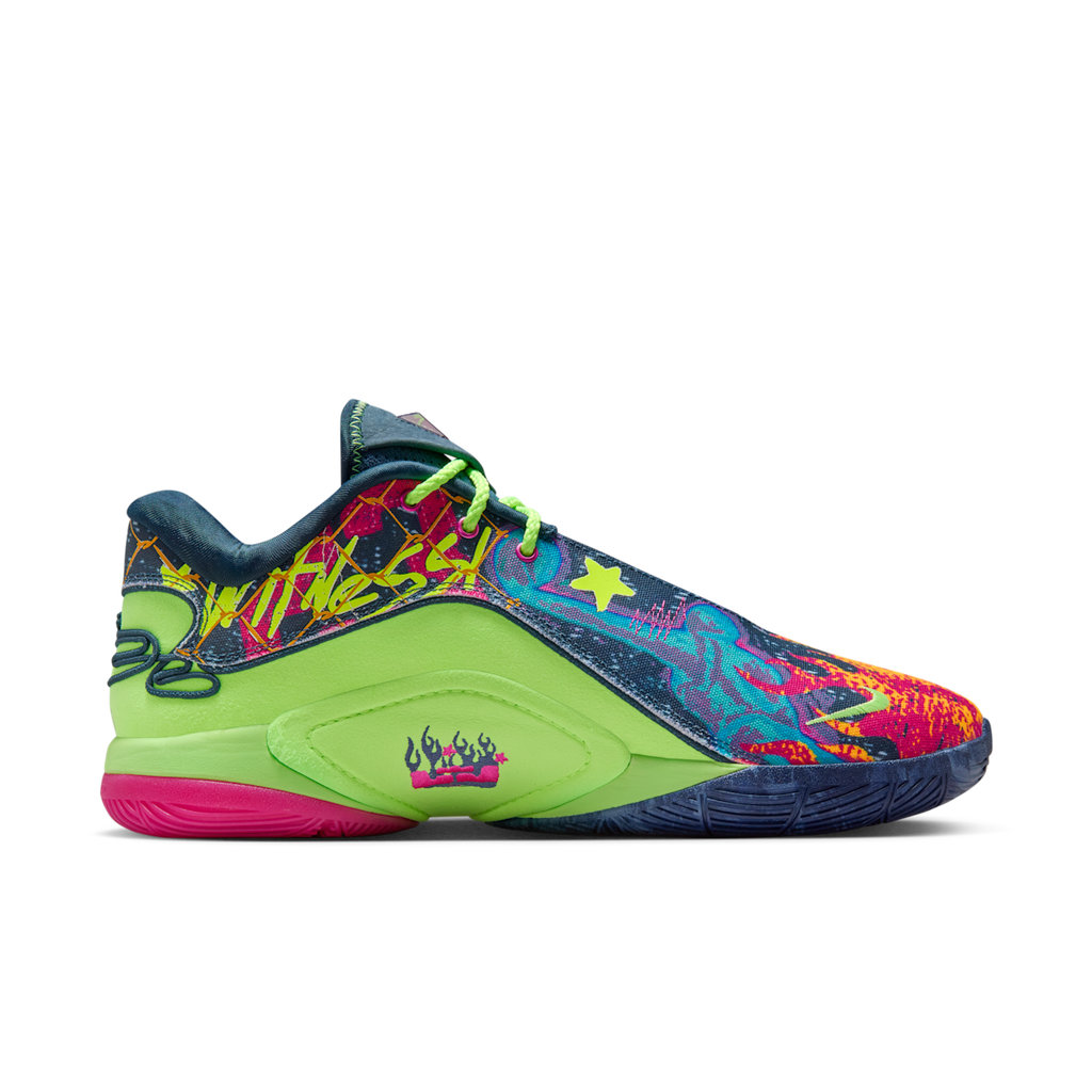 Men's LeBron XXII Basketball Shoes