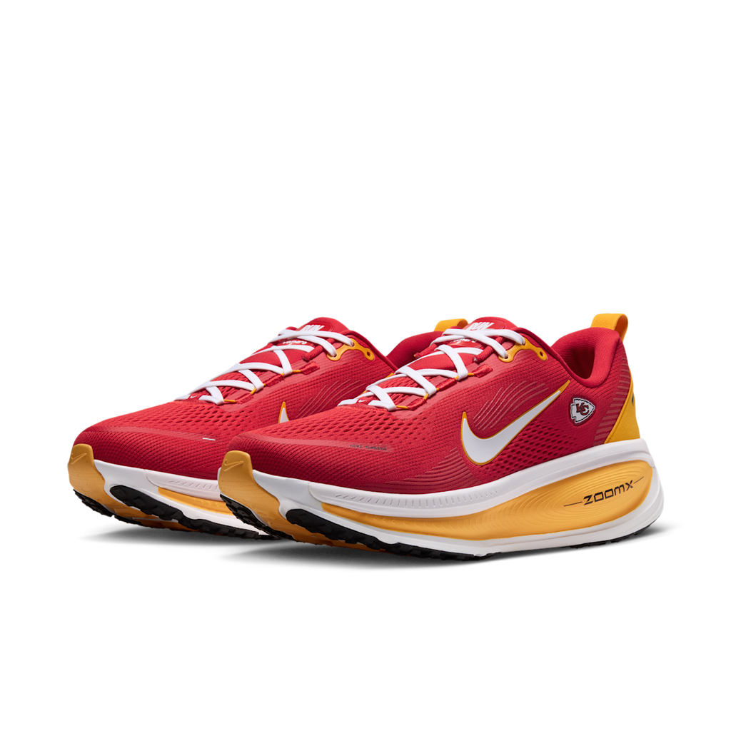 Men's Vomero 18 (Kansas City Chiefs) NFL Road Running Shoes