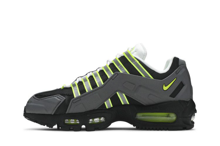 Nike NDSTRKT Air Max 95 Neon