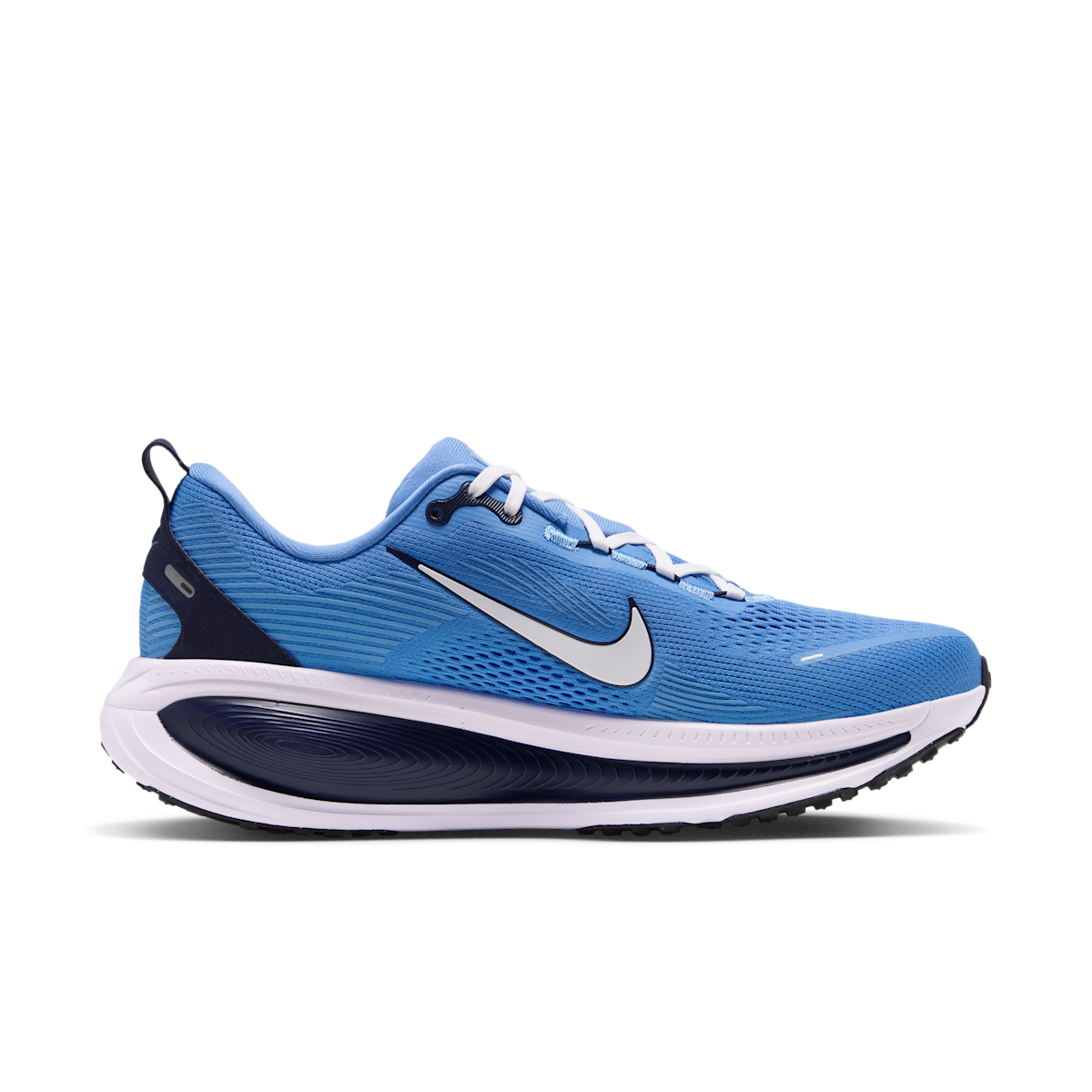 Men's Vomero 18 (Tennessee Titans) NFL Road Running Shoes