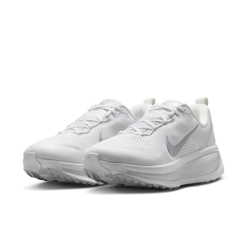 Women's Vomero 18 Road Running Shoes