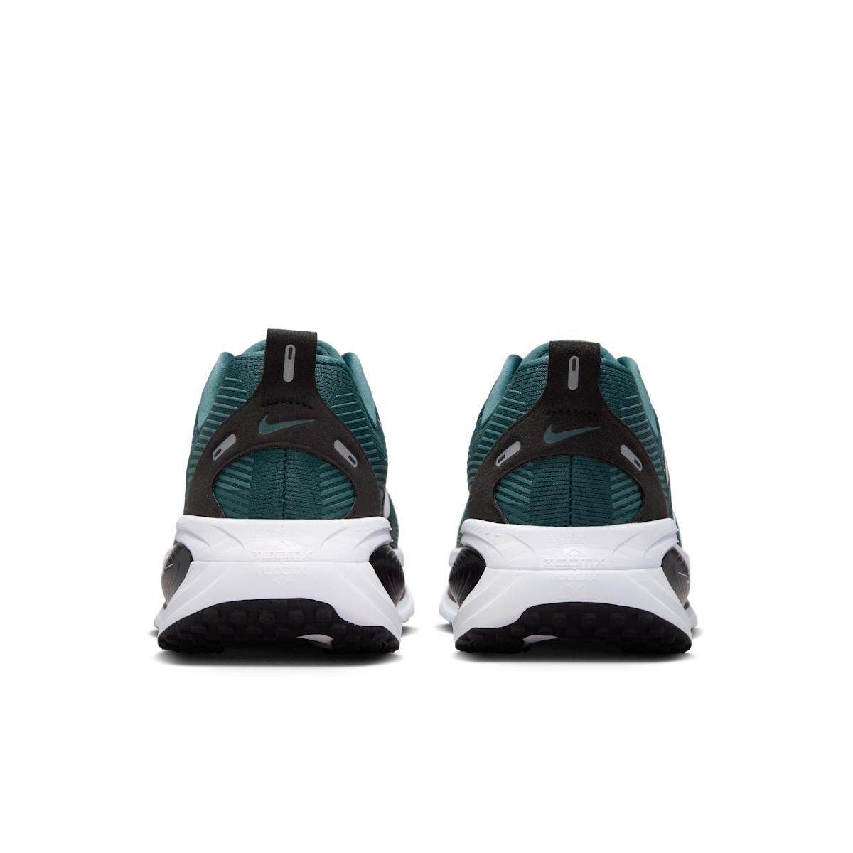 Men's Vomero 18 (Philadelphia Eagles) NFL Road Running Shoes