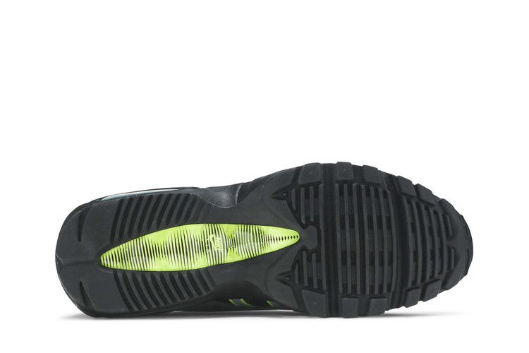 Nike NDSTRKT Air Max 95 Neon