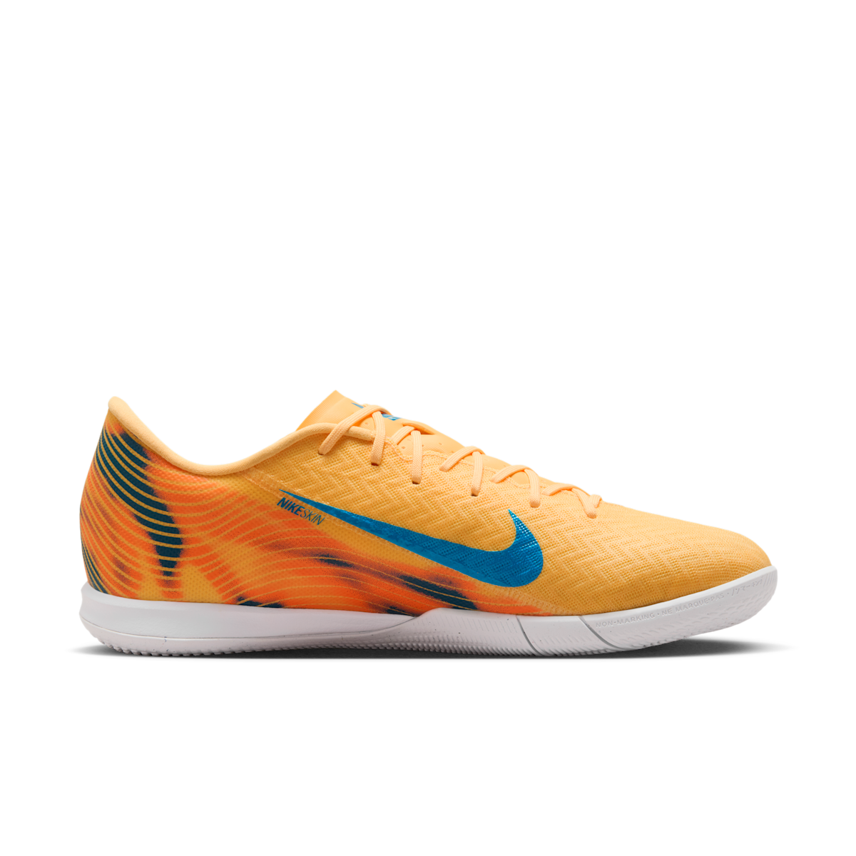 Men's Mercurial Vapor 16 Academy "Kylian Mbappe" Indoor/Court Low-Top Soccer Shoes