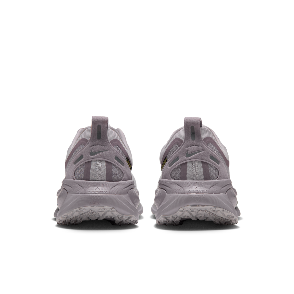 Women's Vomero 18 GORE-TEX Waterproof Road Running Shoes with Reflective Accents