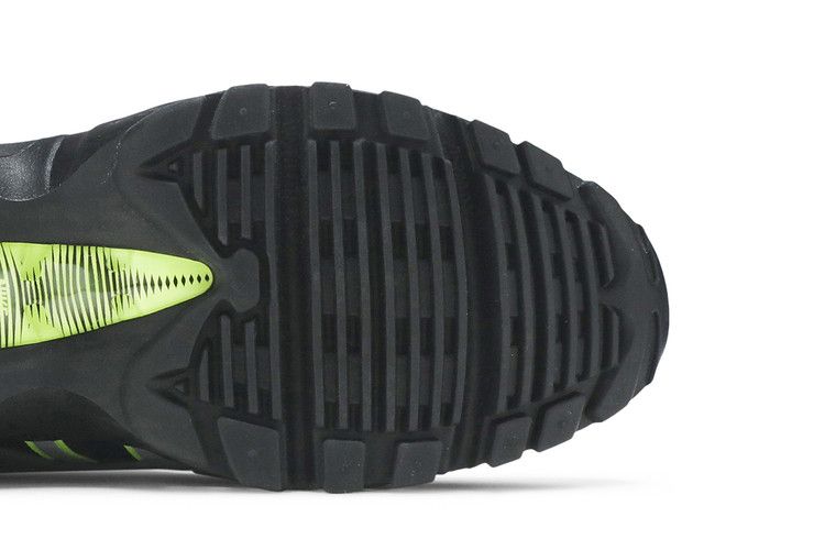 Nike NDSTRKT Air Max 95 Neon