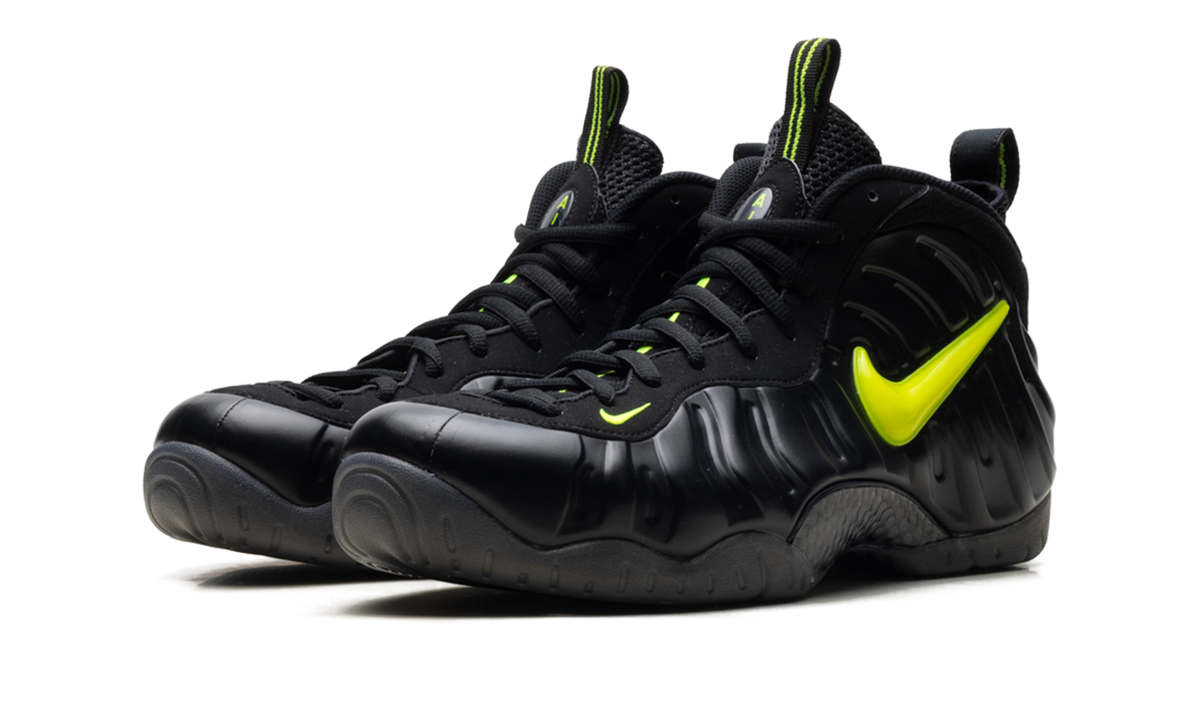 Air Foamposite Pro "Voltage" HF0794 002