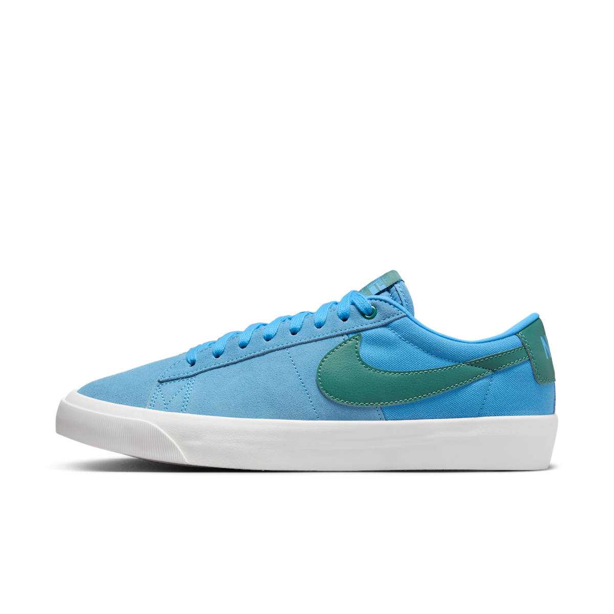 Men's  SB Zoom Blazer Low Pro GT Skate Shoes