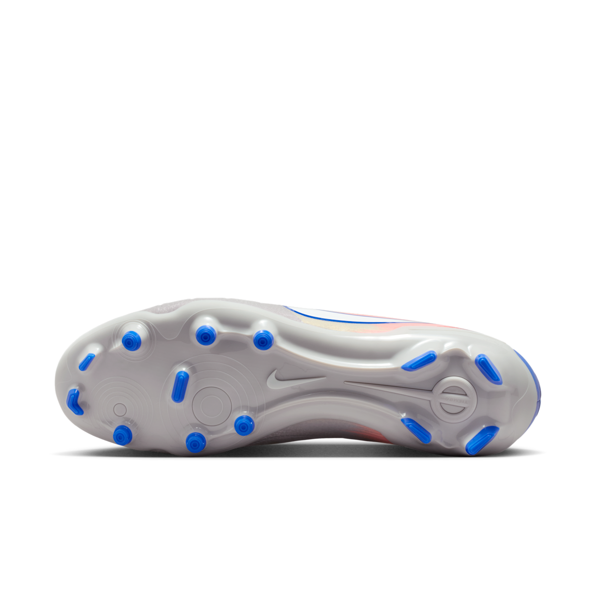 Men's United Tiempo Legend 10 Academy Multi-Ground Low-Top Soccer Cleats