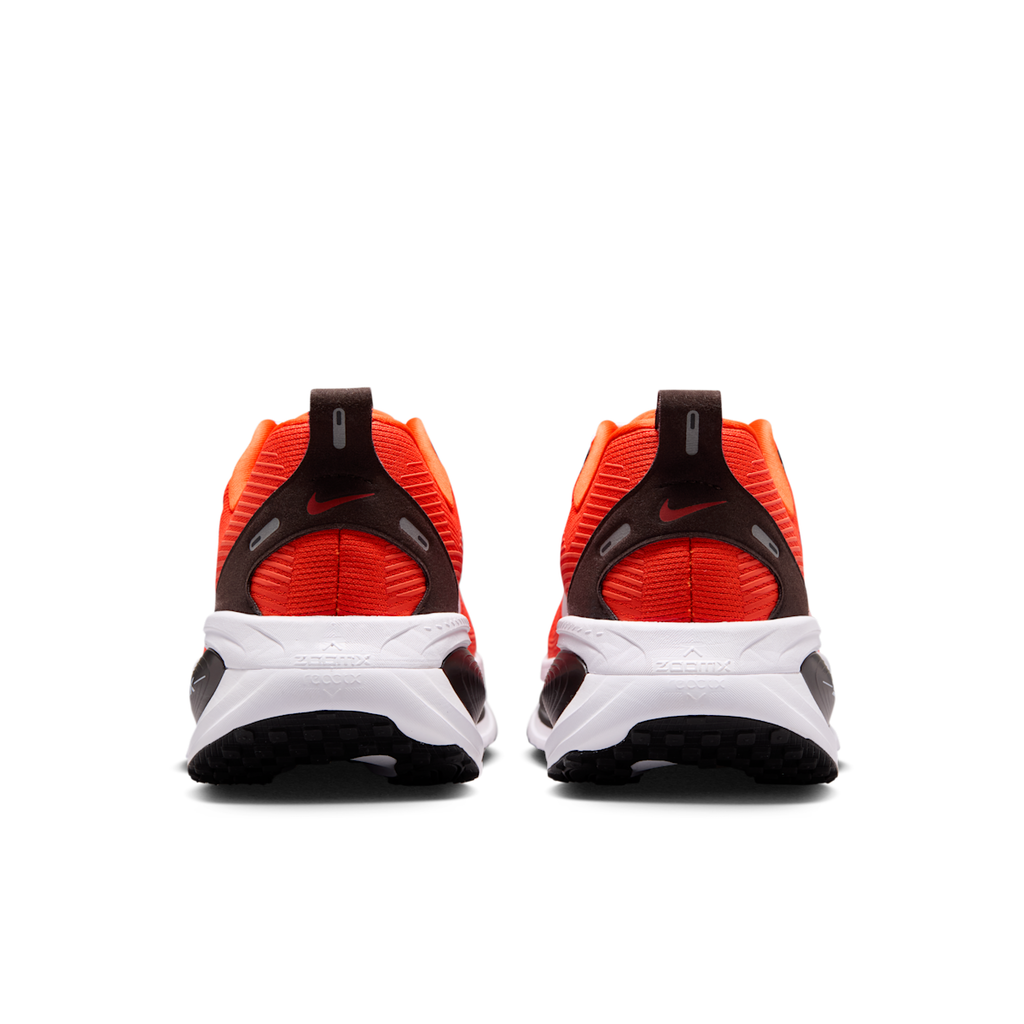 Men's Vomero 18 (Cleveland Browns) NFL Road Running Shoes