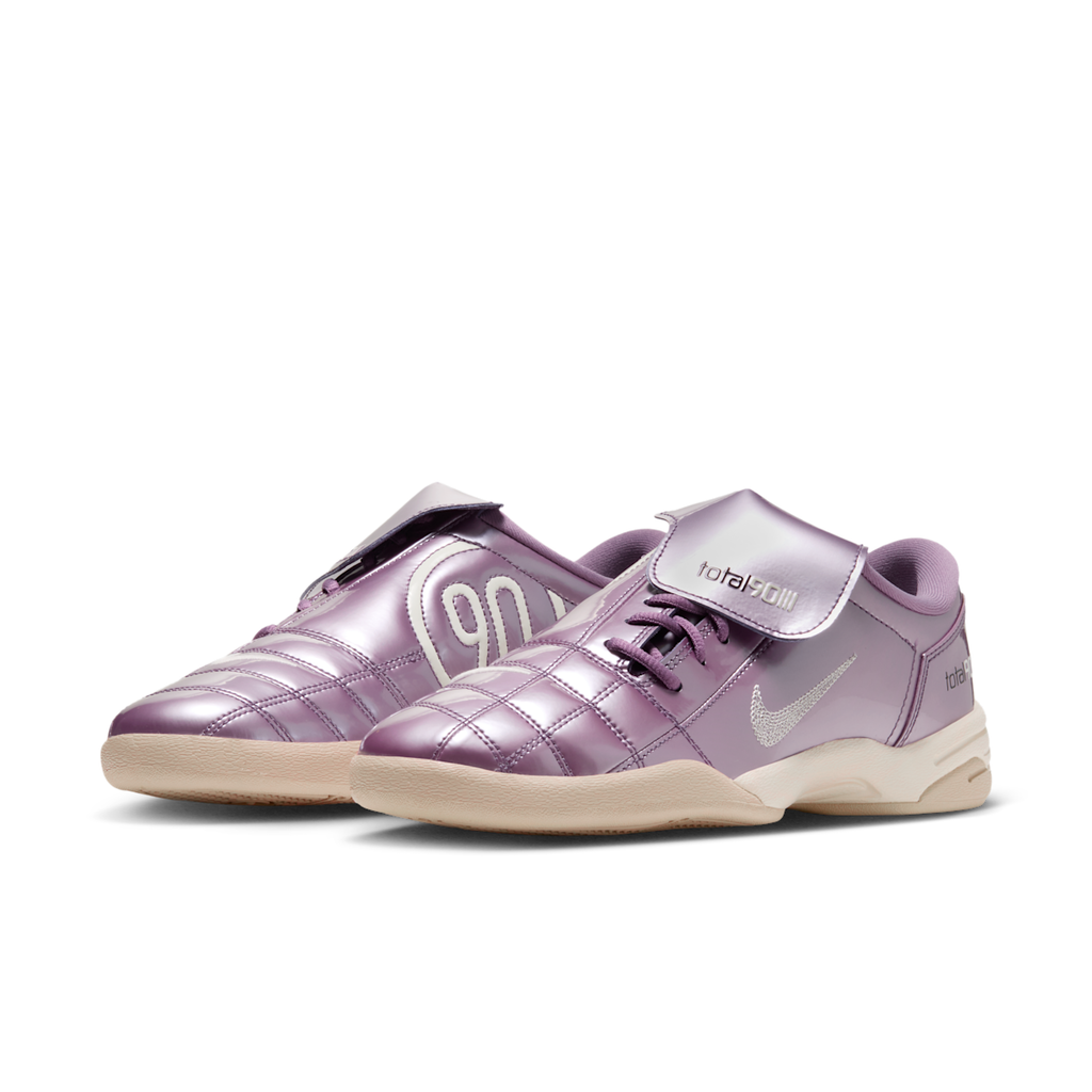 Women's Total 90 Chrome Shoes
