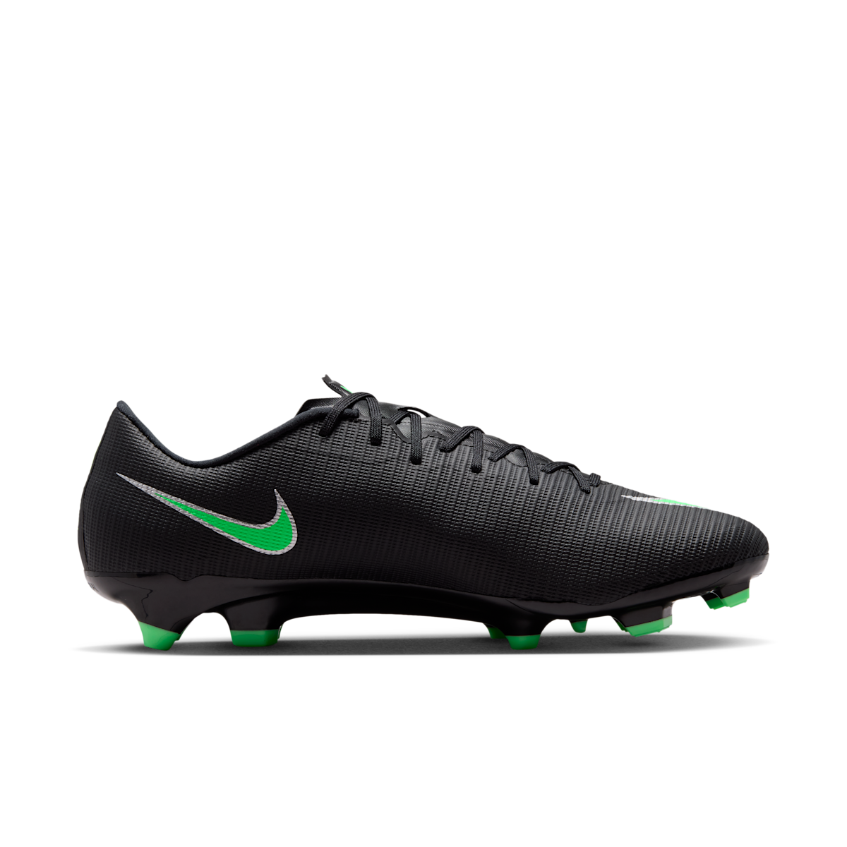 Men's Mercurial Vapor 17 Academy Multi-Ground Low-Top Soccer Cleats