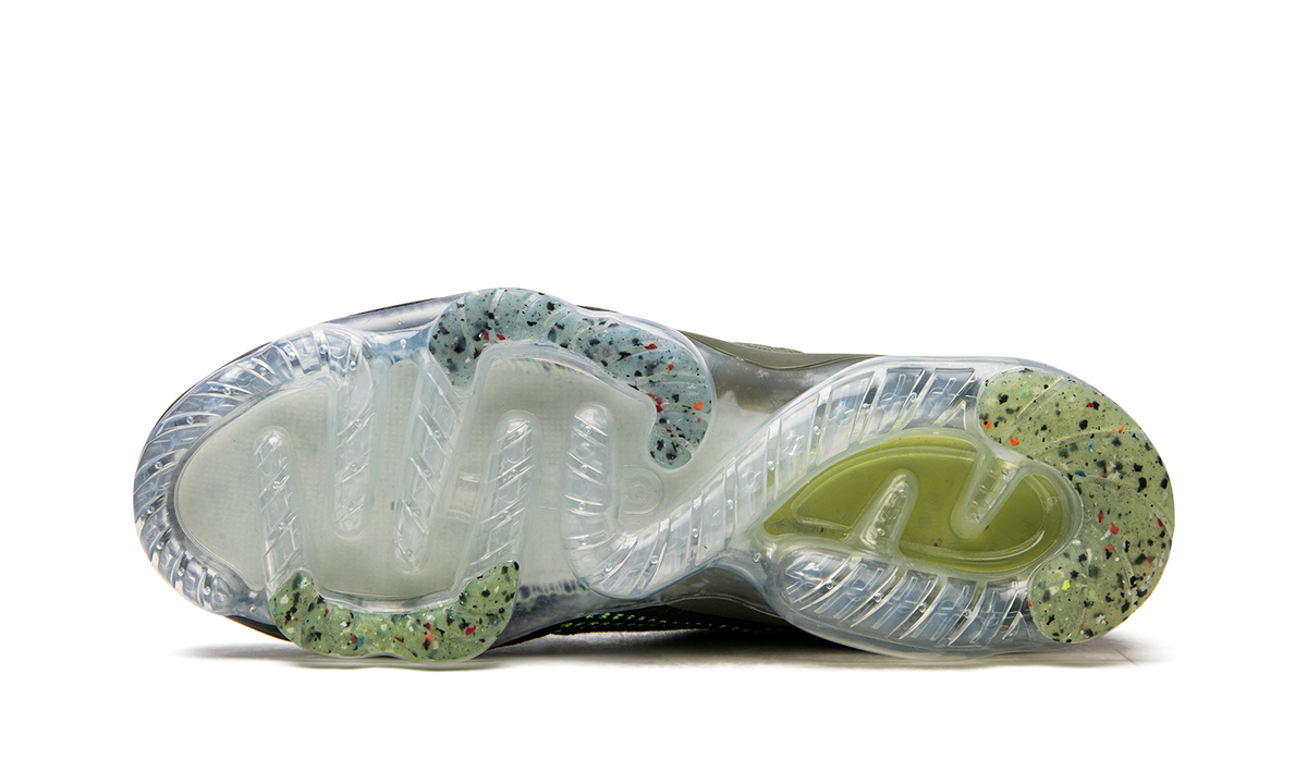 Air VaporMax 2021 FK "Black Chlorophyll" DQ7640 001