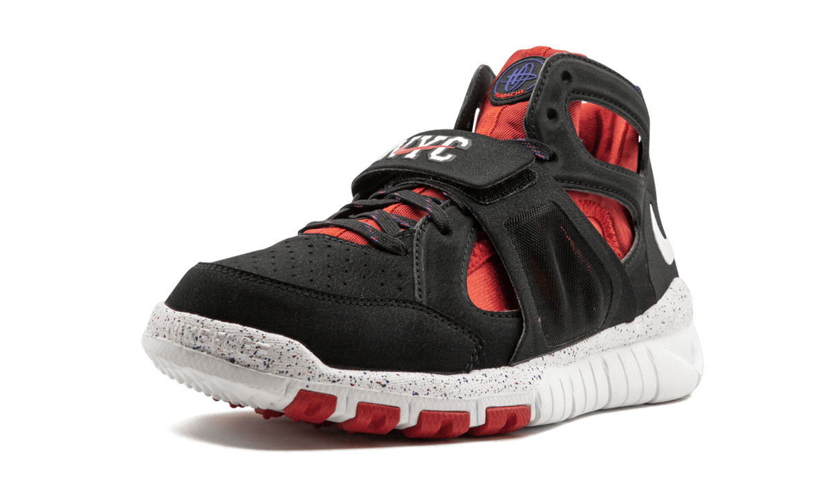 Huarache Free Shield "BLACK/RED" 559599 016