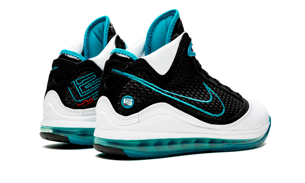 Lebron 7 QS "Red Carpet" CU5133 100