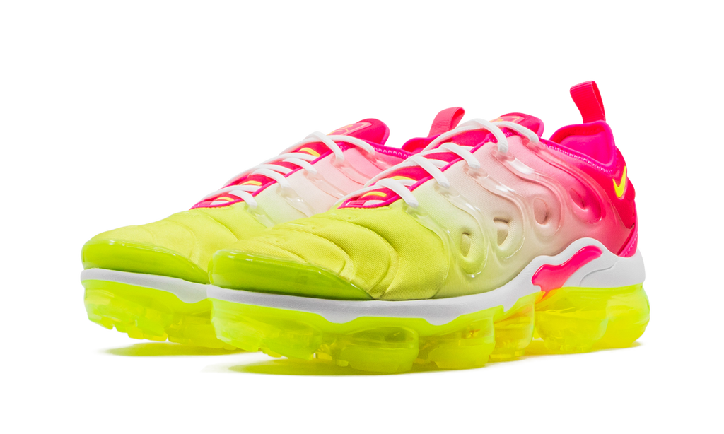 AIR VAPORMAX PLUS MNS WMNS "Pink Volt Gradient" DC2045 900