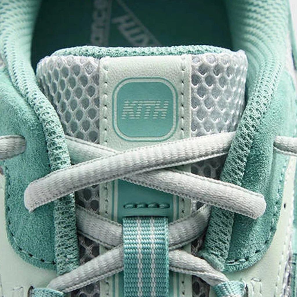 New Balance 204L 'Kith Green Silver' (2025)