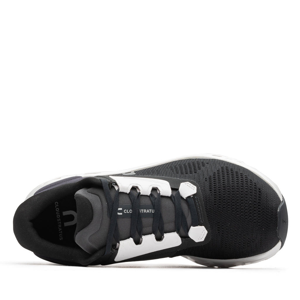 Women's On Cloudstratus 3 - Black/Frost