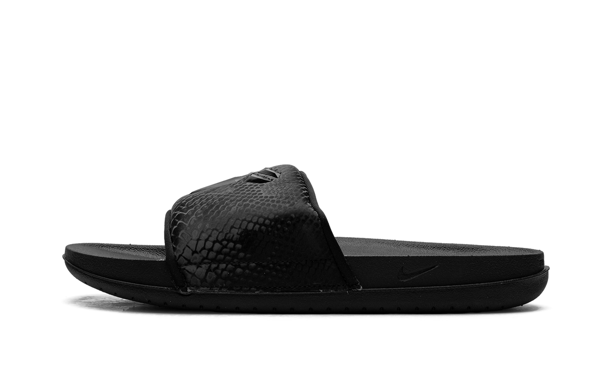 Kobe Offcourt Slide "Black" IF2870 001