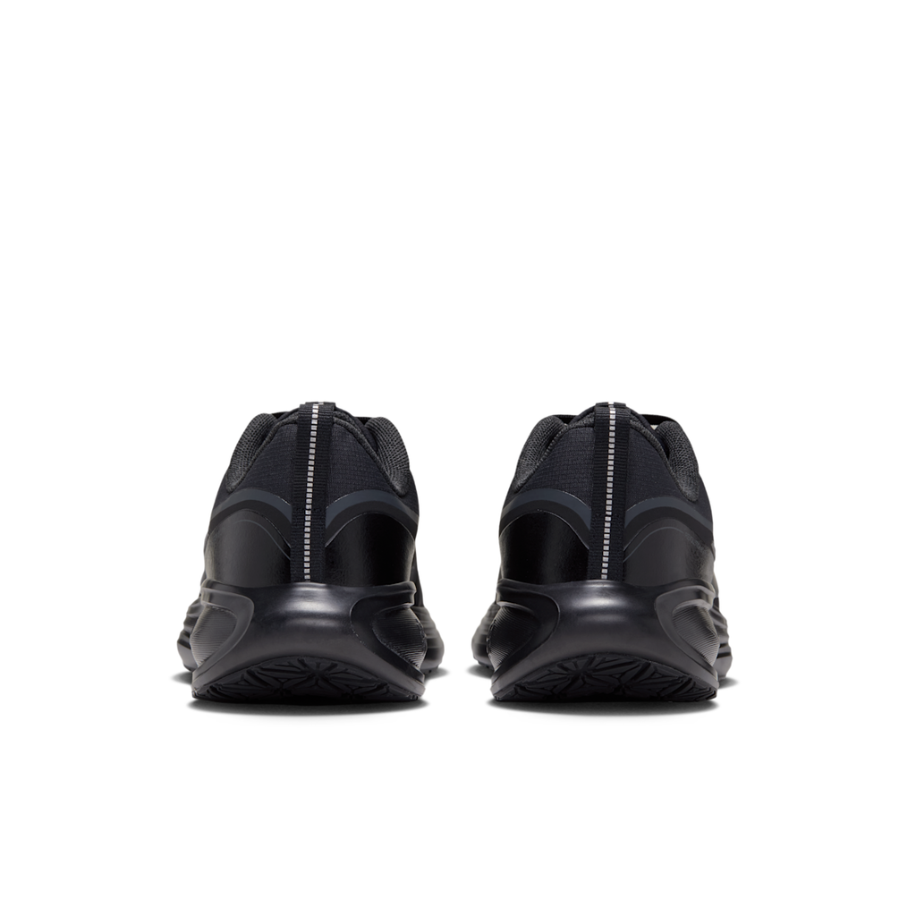 Women's Revolution 8 Utility Road Running Shoes