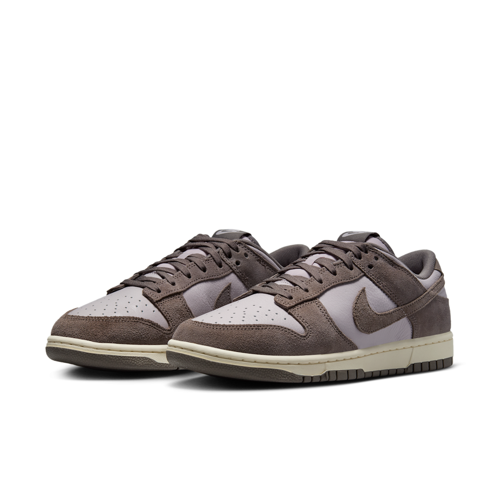 Men's Dunk Low Retro SE Leather/Suede Shoes