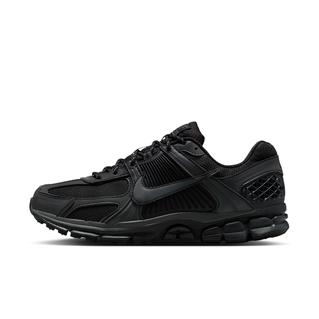 Men's Zoom Vomero 5 SE Shoes with Reflective Accents