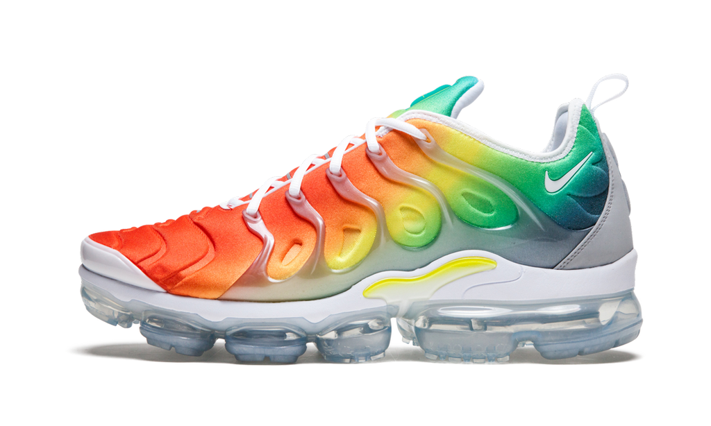 Air Vapormax Plus "Retuned Air" 924453 103