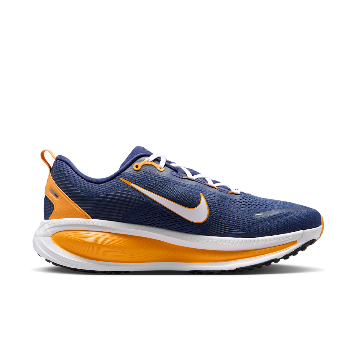 Men's College Vomero 18 (West Virginia) Road Running Shoes