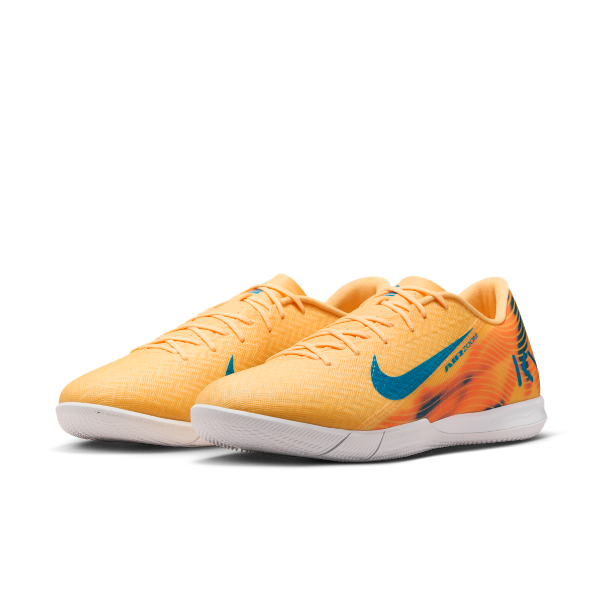 Men's Mercurial Vapor 16 Academy "Kylian Mbappe" Indoor/Court Low-Top Soccer Shoes