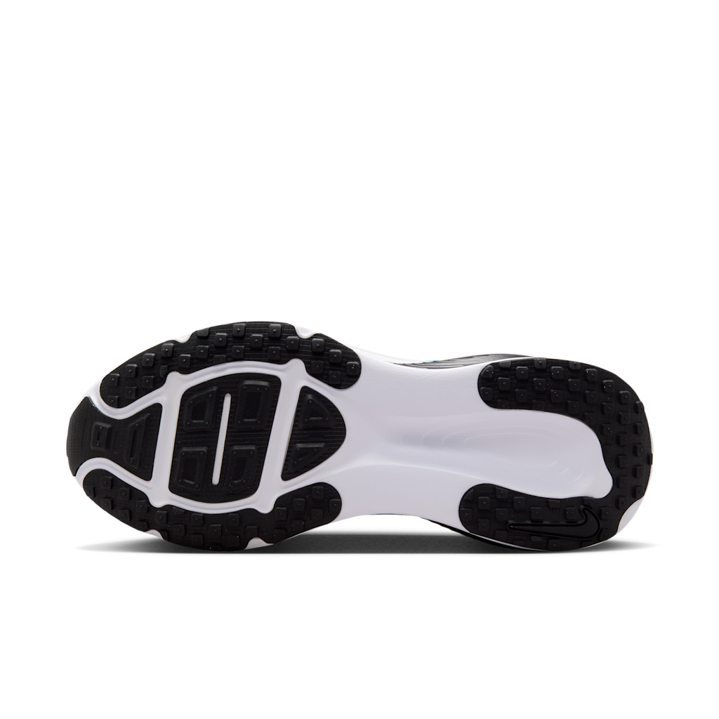 Men's Vomero 18 (Carolina Panthers) NFL Road Running Shoes