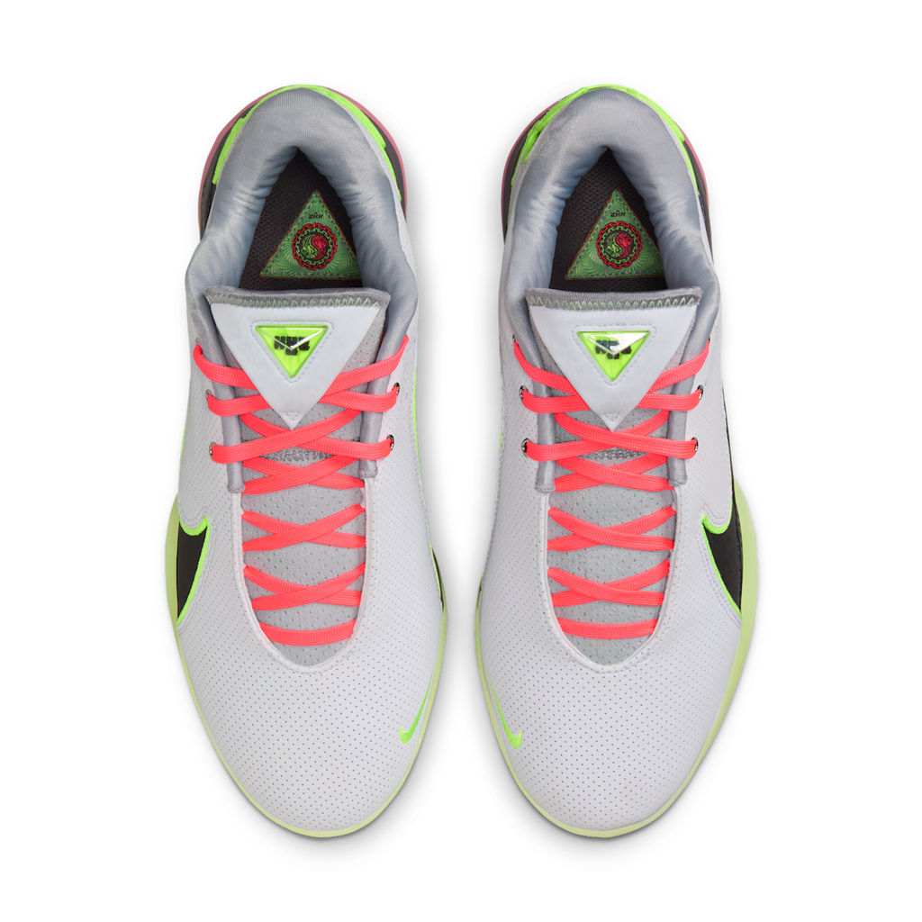 Men's LeBron XXII Basketball Shoes