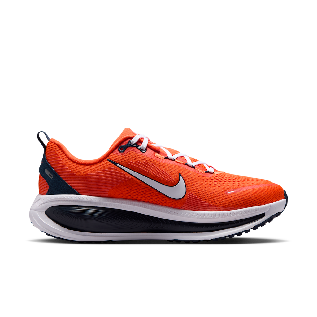 Men's Vomero 18 (Denver Broncos) NFL Road Running Shoes