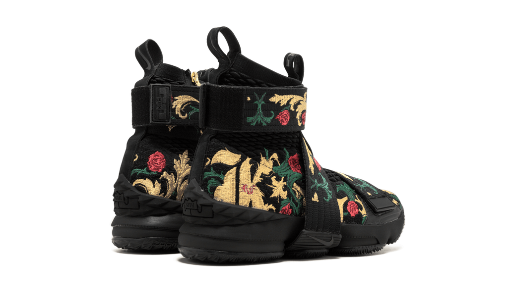 Lebron 15 Lif "King's Crown" AO1068 001