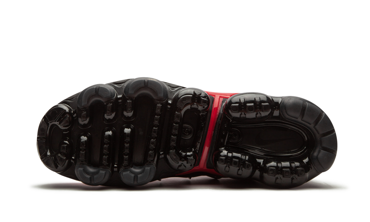 Air Vapormax Plus "University Red" CU4863 600
